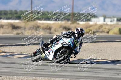 media/Nov-01-2025-CVMA (Sat) [[fc0f7531b8]]/Race 11-Amateur Supersport Open/